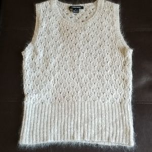 Ellen Tracy Ligh Grey Silk/Mohair Size M Vest